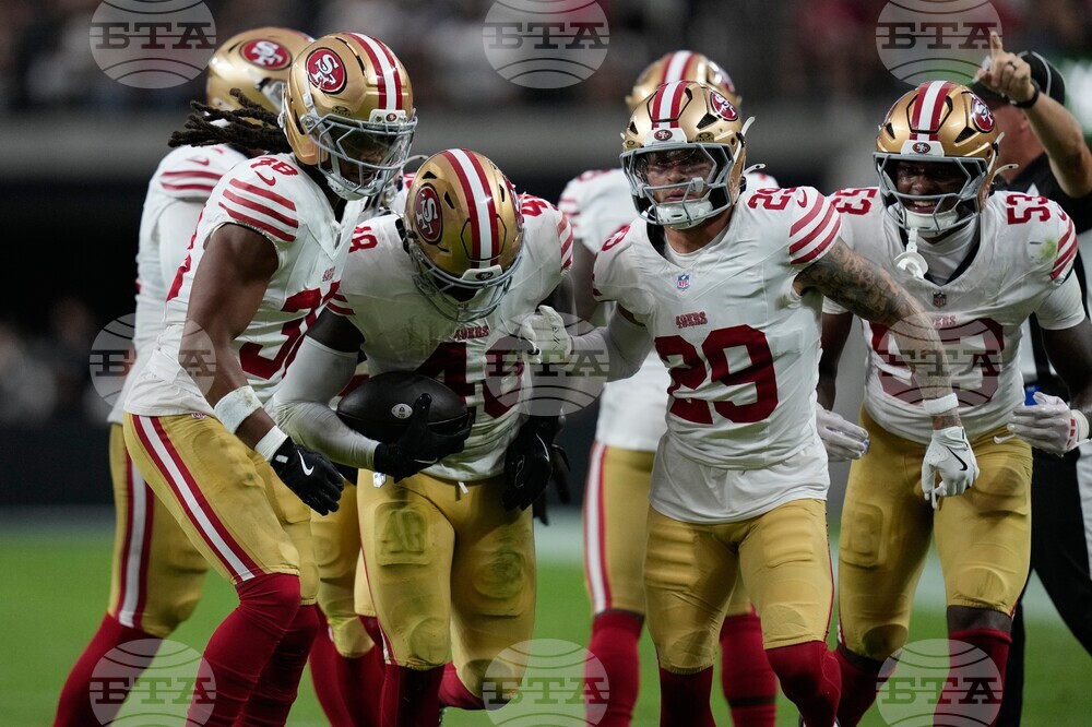 49ers Raiders Football