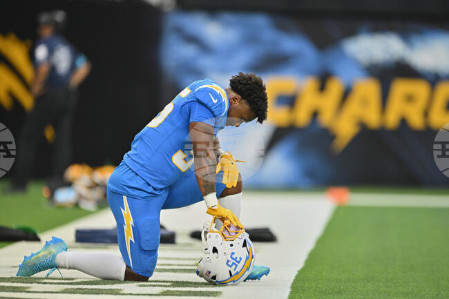Rams Chargers Football