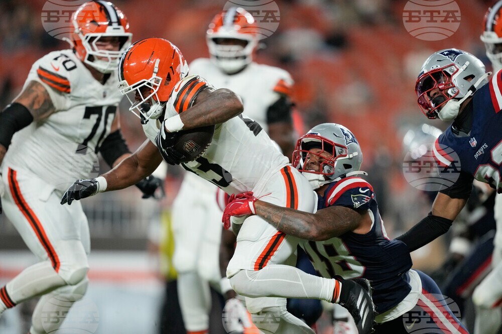 Patriots Browns Football