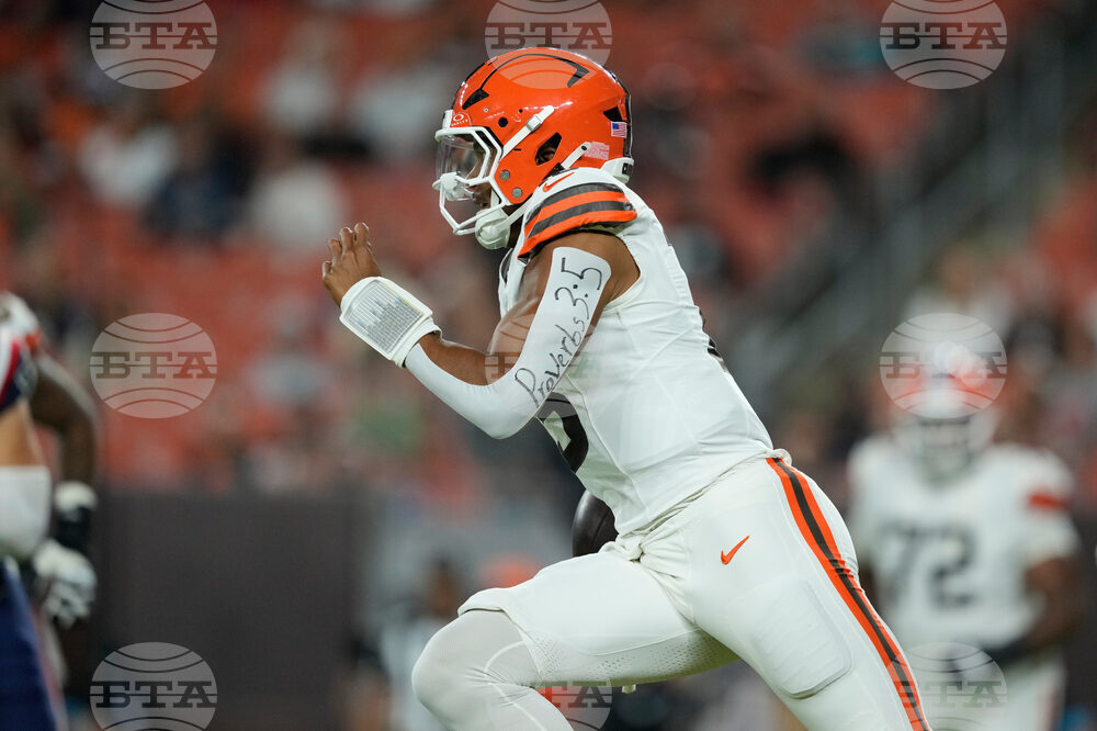 Patriots Browns Football