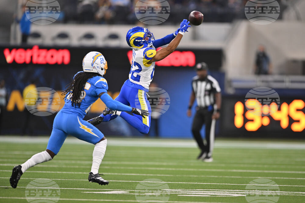 Rams Chargers Football