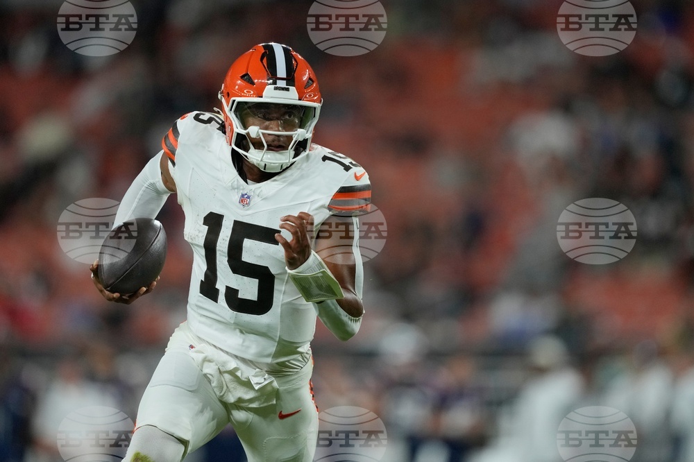 Patriots Browns Football