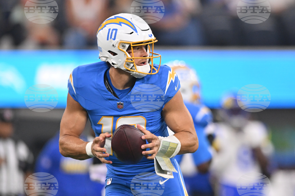 Rams Chargers Football