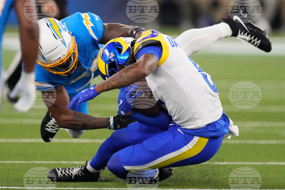 Rams Chargers Football