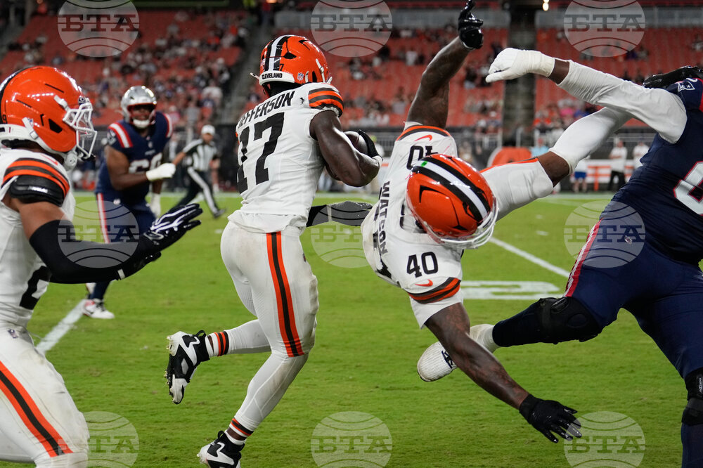 Patriots Browns Football