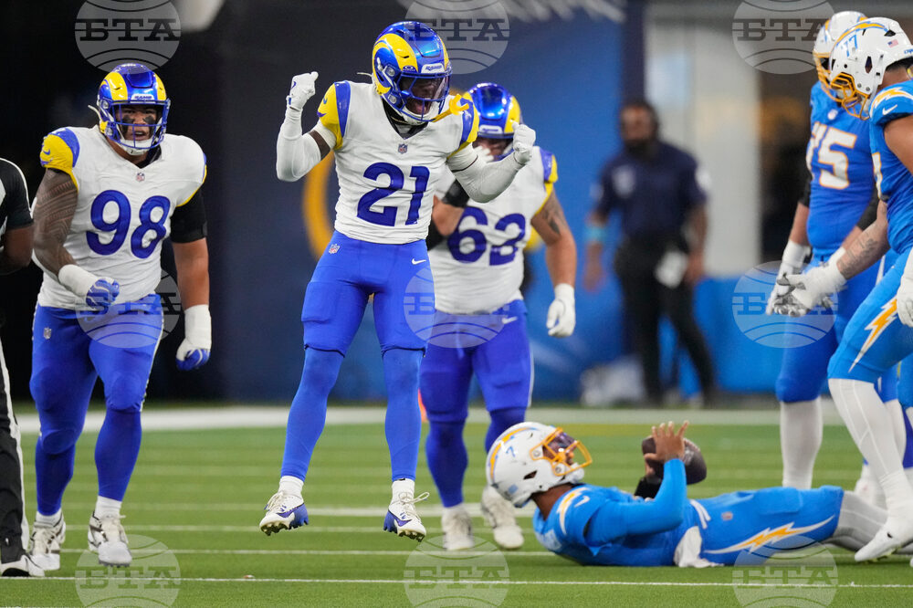 Rams Chargers Football