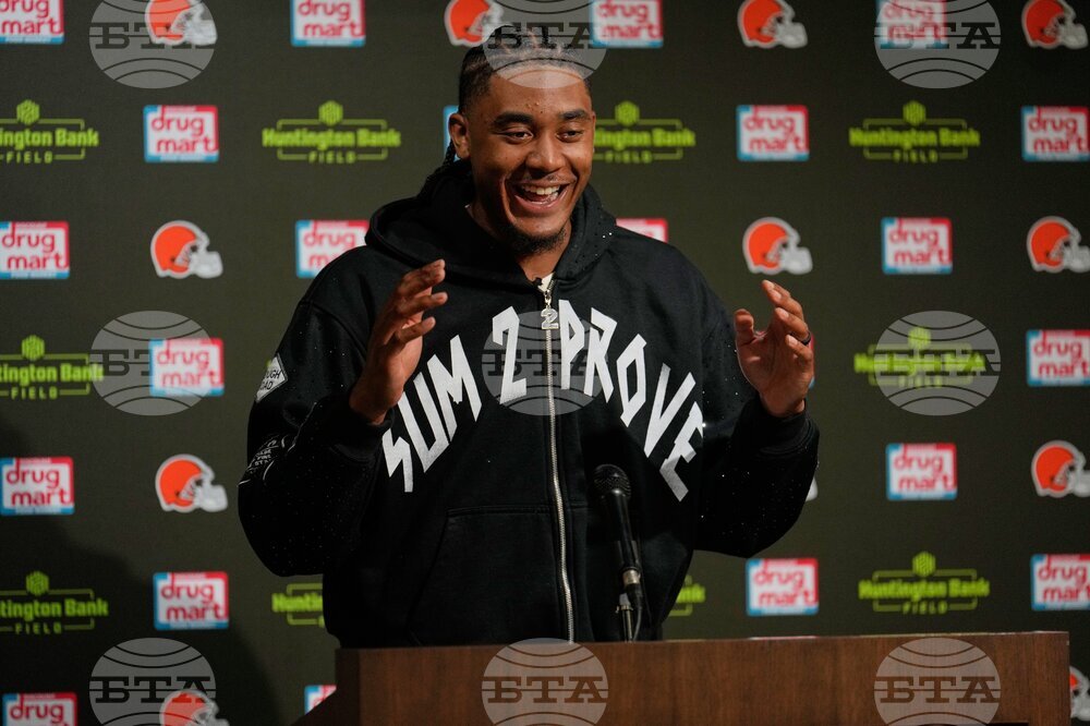 Patriots Browns Football