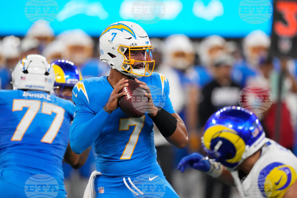 Rams Chargers Football