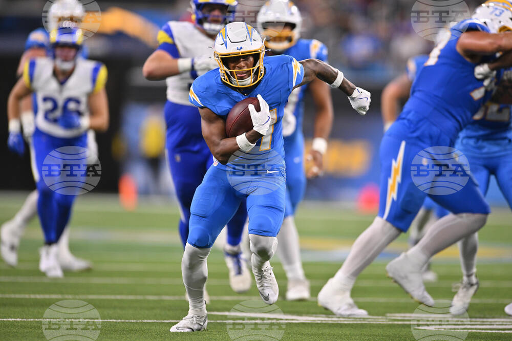 Rams Chargers Football
