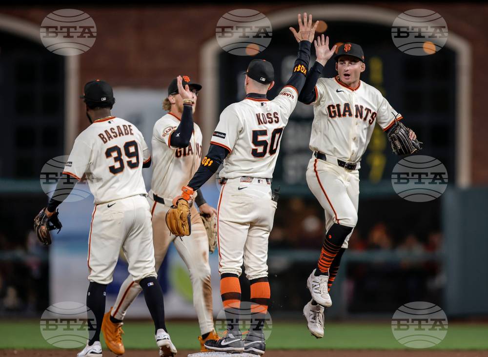 Diamondbacks Giants Baseball