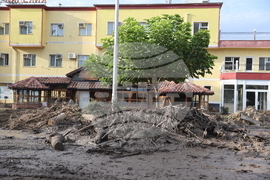 Село Струмяни - наводнение - щети - разчистване