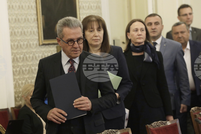 Народно събрание - ГЕРБ-СДС - ДПС - среща