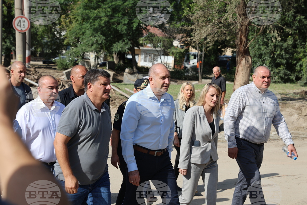 Село Струмяни - наводнения - Румен Радев
