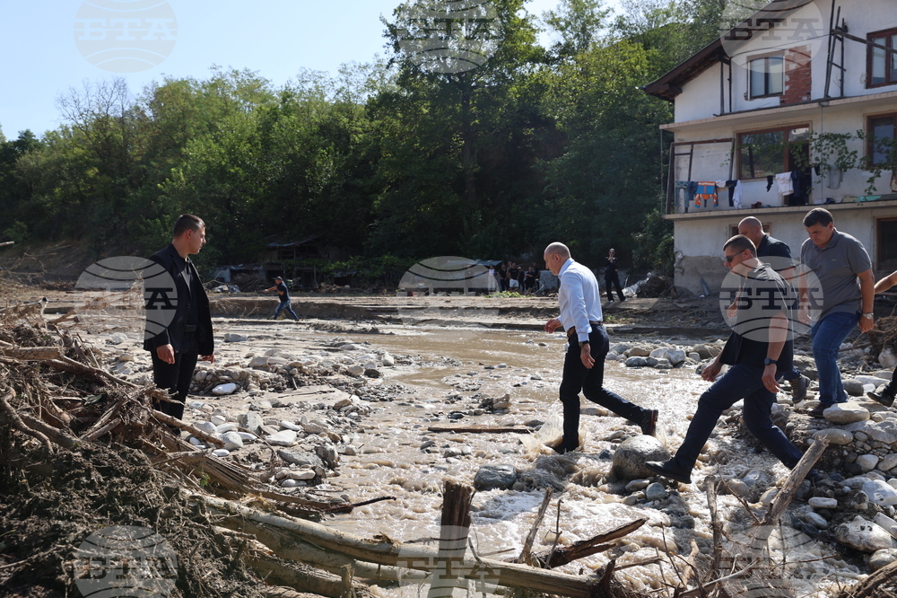 Село Струмяни - наводнения - Румен Радев
