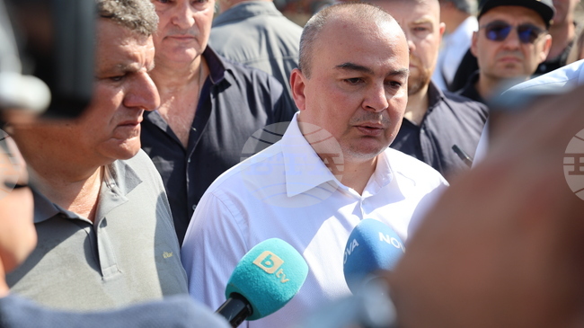 Agriculture Minister Abrovski in Flood-Stricken Strumyani: Fire Damage Nearby Left Nothing to Hold Back the Water
