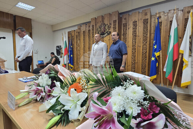 Трима души получиха почетни грамоти по повод Деня на Община Криводол