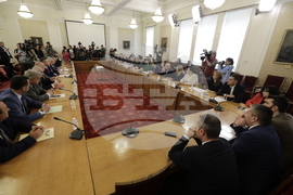 ГЕРБ-СДС - БСП - среща