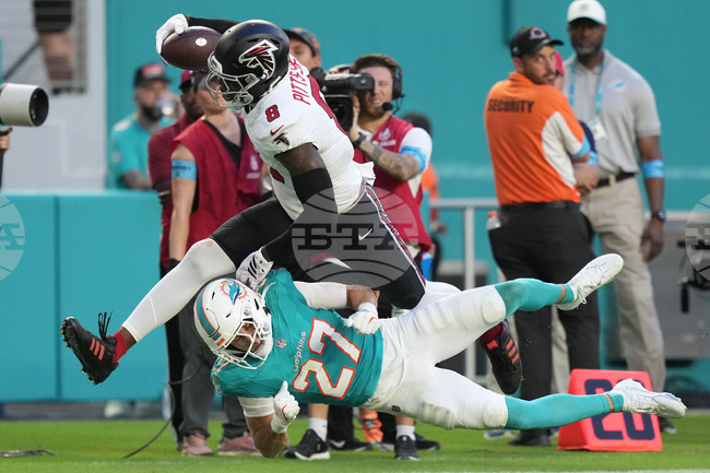 APTOPIX Falcons Dolphins Football