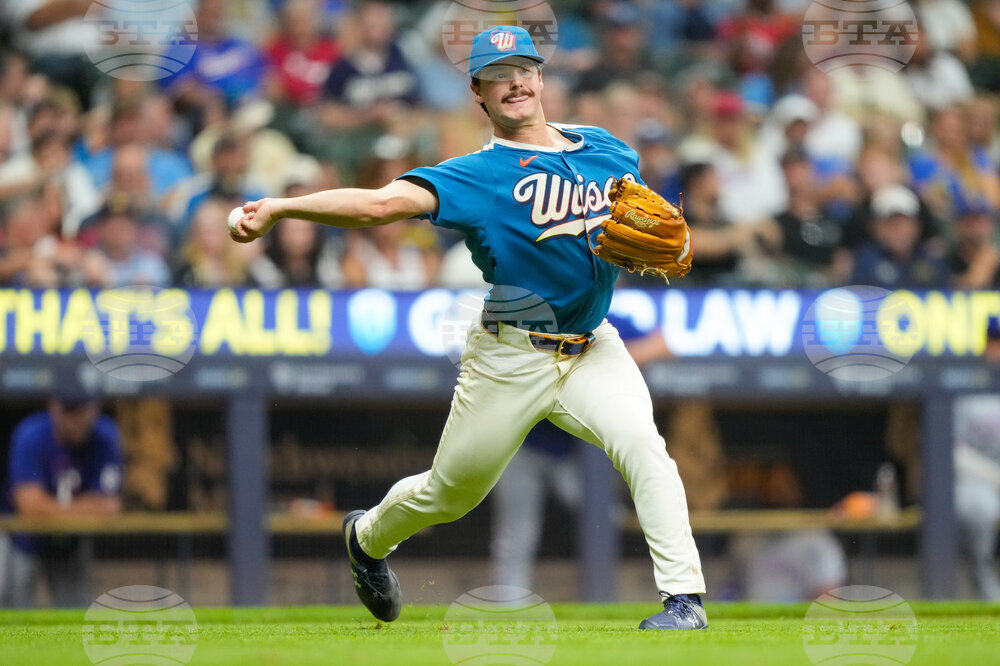 Rangers Brewers Baseball