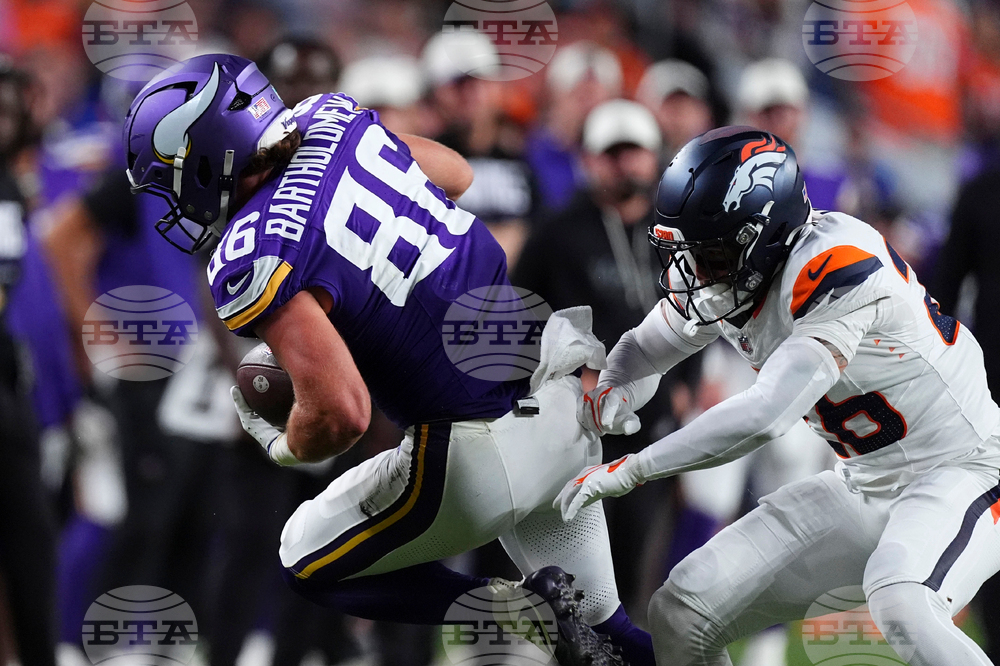 Vikings Broncos Football