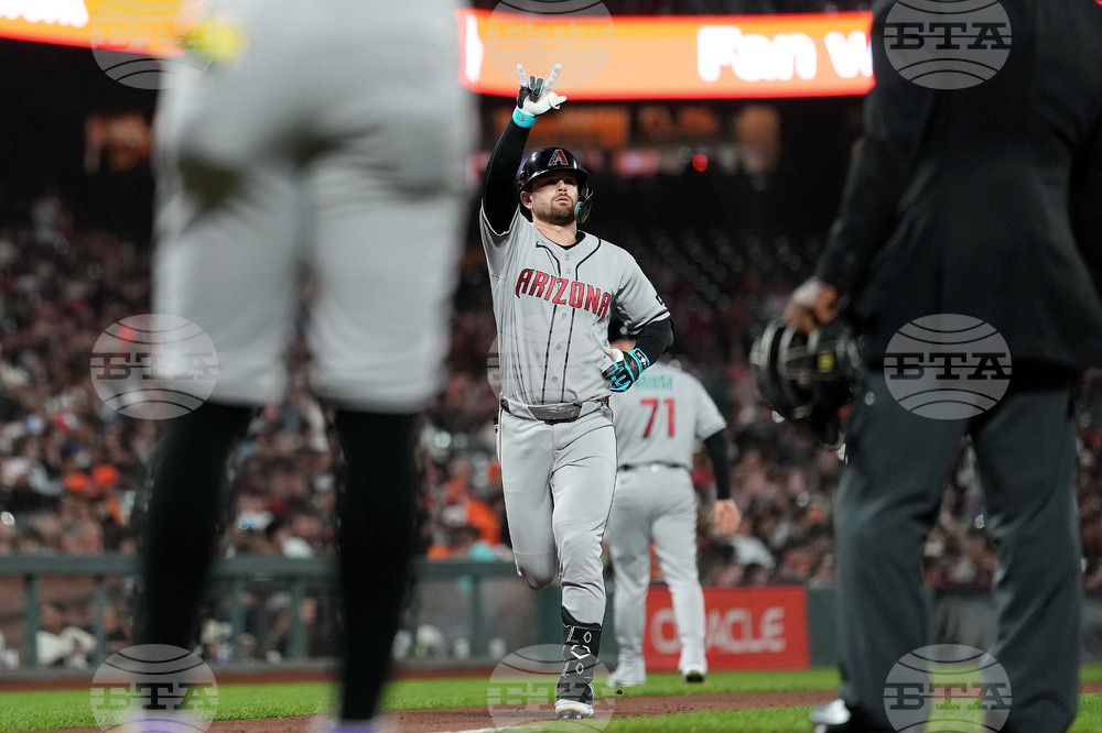 Diamondbacks Giants Baseball