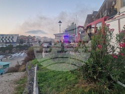 Пожар в крайбрежно заведение в Созопол. Снимка: Ваня Сухарова/БТА