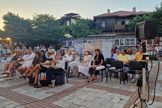 „Цената на успеха“ на Пламен Петров и среща в памет на Михаил Заимов бяха сред акцентите в третия ден на „Аполония“ в Созопол