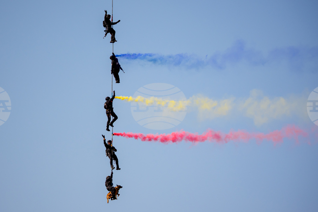 APTOPIX Romania International Air Show
