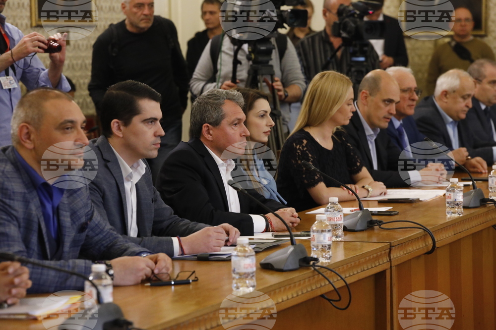 Народно събрание - ГЕРБ-СДС - ИТН - среща