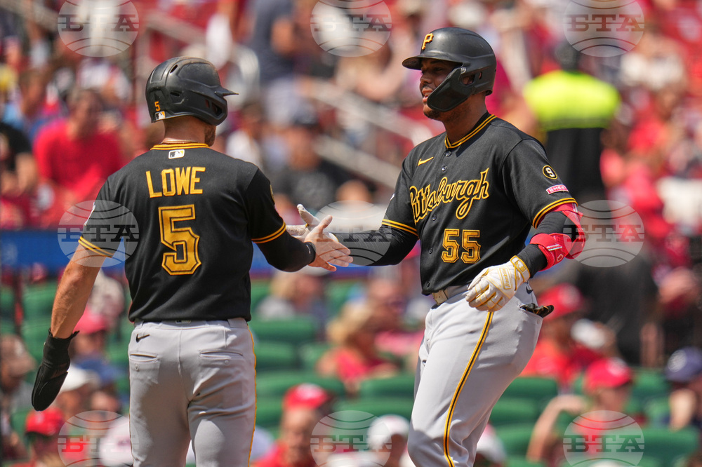 Pirates Cardinals Baseball