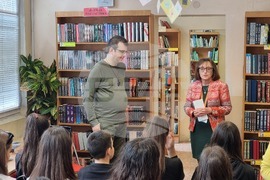 Варна - Библиотека - гостуване на Никола Чалъков