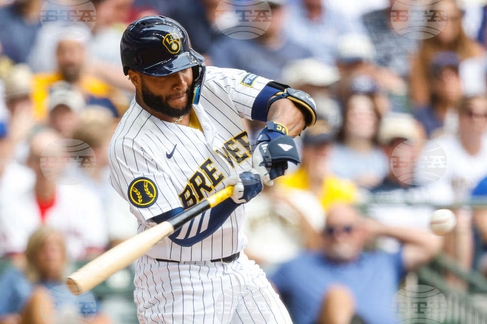 Rangers Brewers Baseball