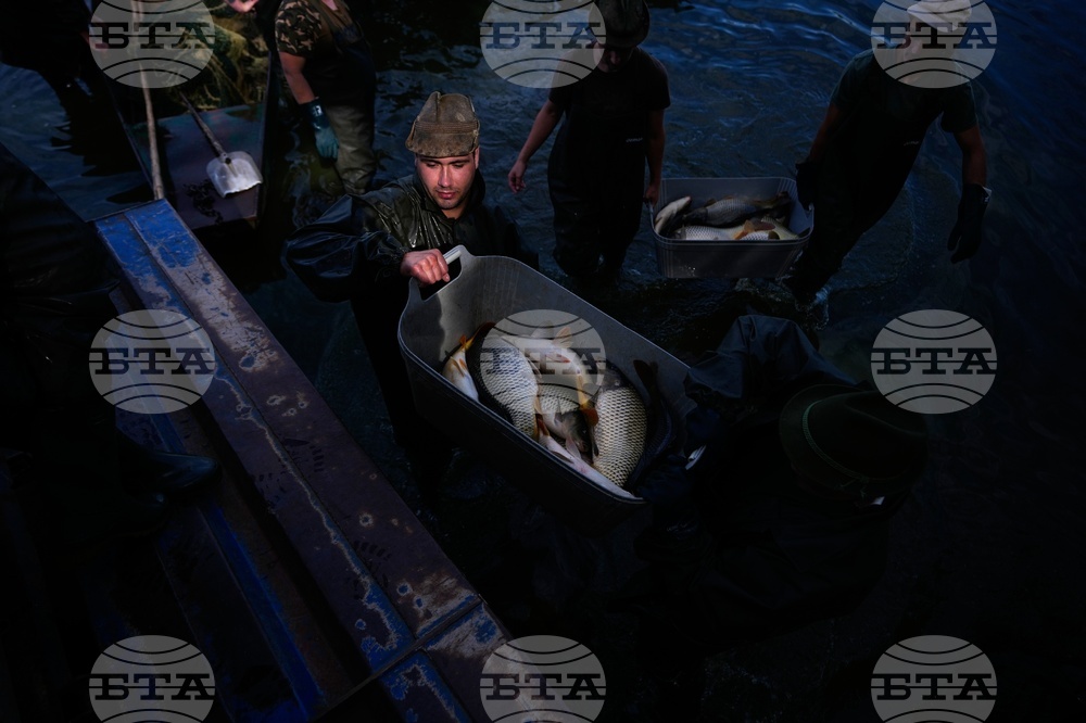 APTOPIX Europe Drought Fish