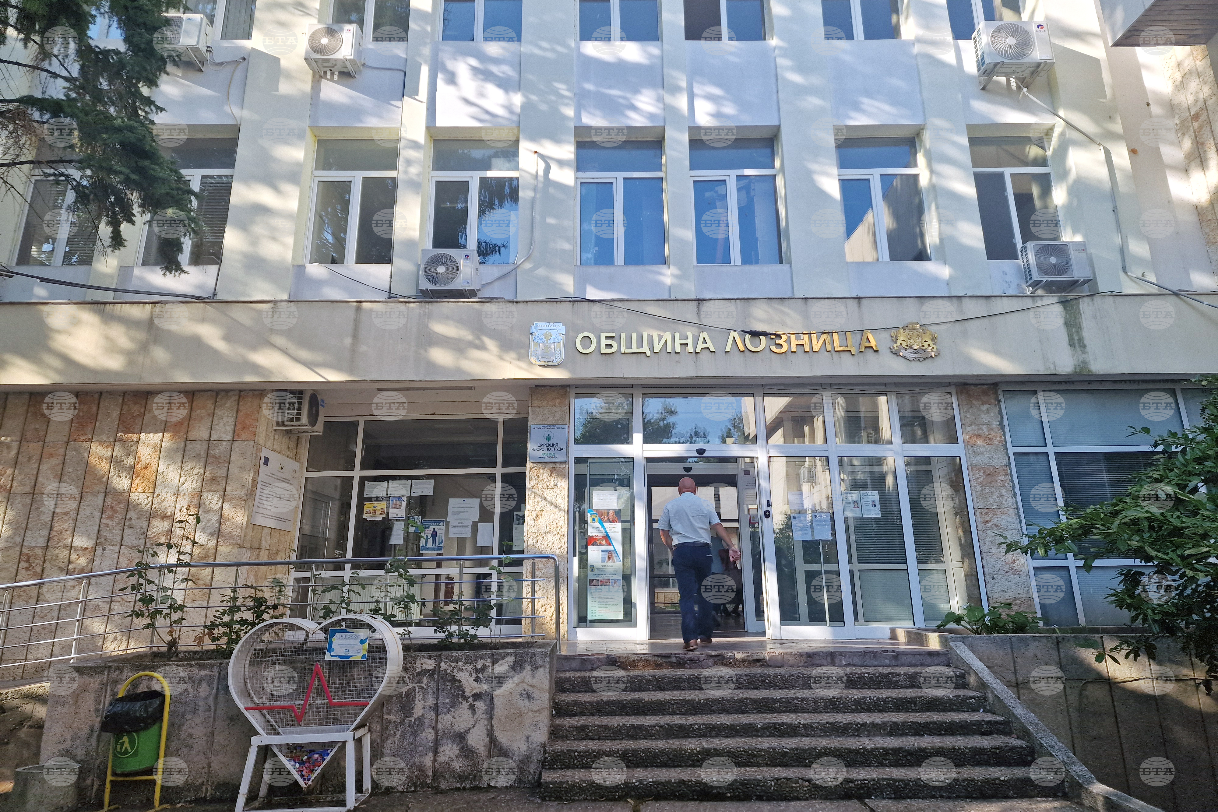 Общинският съвет в Лозница ще преразгледа четири решения, свързани с изграждане на ветрогенератори