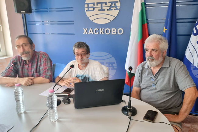 Възстановка на бунта на жени срещу фанариотството през 1906 година ще бъде акцент на Фестивала "Мистериите на Хухла" в ивайловградското село