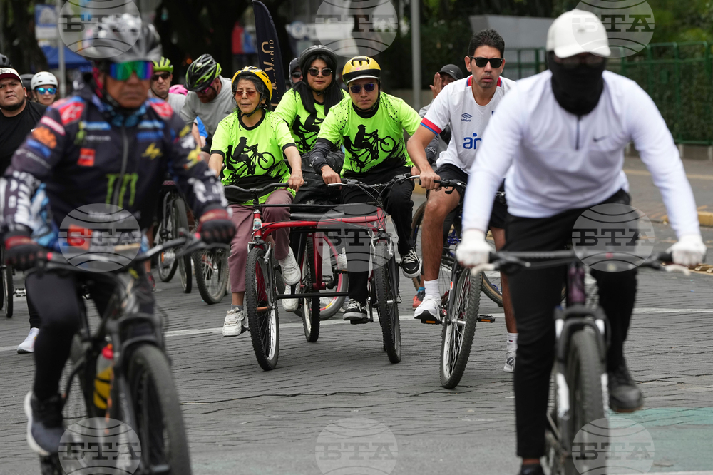 Ecuador Blind Cyclists