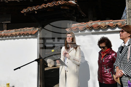 Исперих - изложба - „Пъстрият свят на мюсюлманското везбено изкуство“