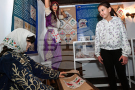 Исперих - изложба - „Пъстрият свят на мюсюлманското везбено изкуство“