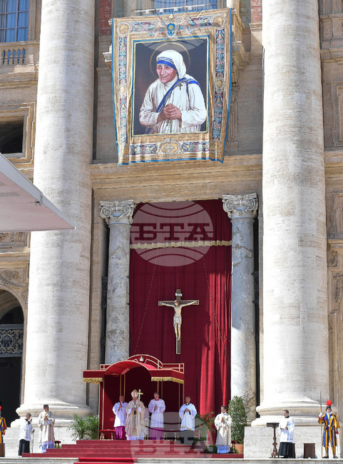 Преди десет години папа Франциск канонизира Майка Тереза за светица на Римокатолическата църква