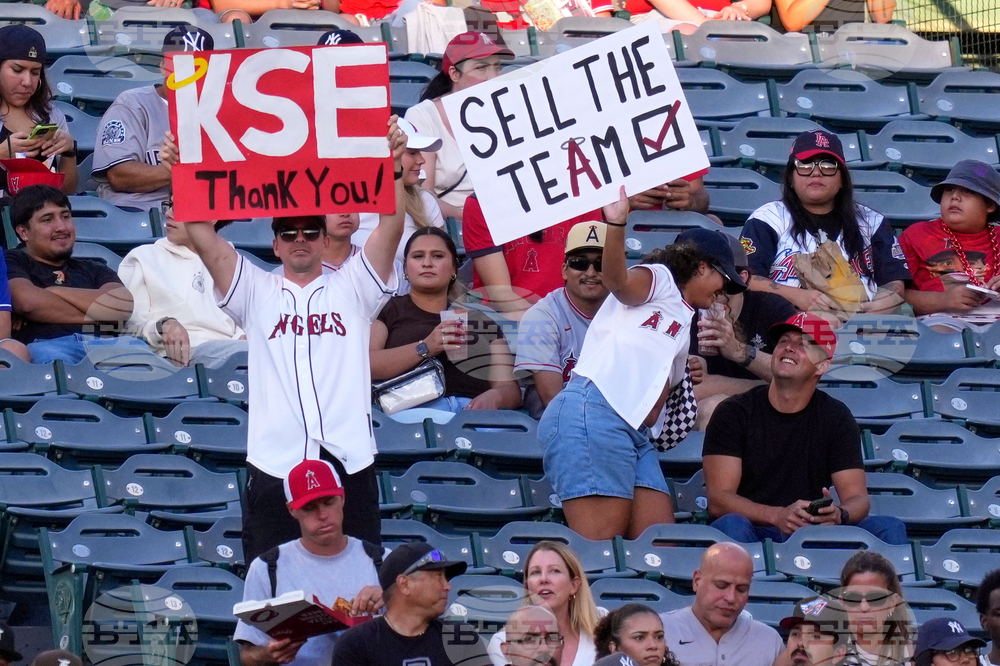 Yankees Angels Kroenke Baseball