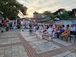 Созопол - „Аполония“ - Рене Карабаш - стихосбирка - роман - представяне