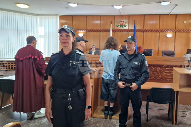Апелативният съд остави в ареста 15-годишното момче от втората група обвинени за участие в убийството на Георги Кузев на Младежкия хълм