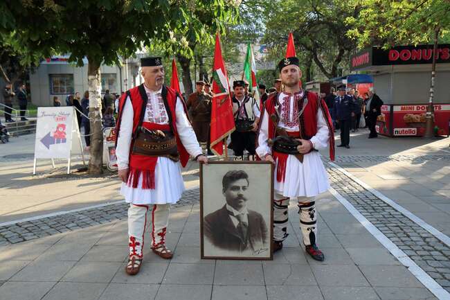 Поклон пред паметта на Гоце Делчев: Благоевград отбеляза 120 години безсмъртие