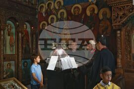 Литургия - храм „Св. Архангел Михаил“ - квартал „Симеоново“