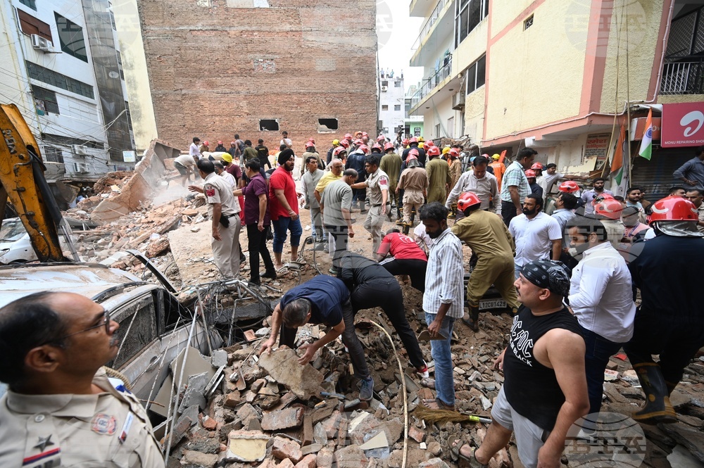 India Building Collapse