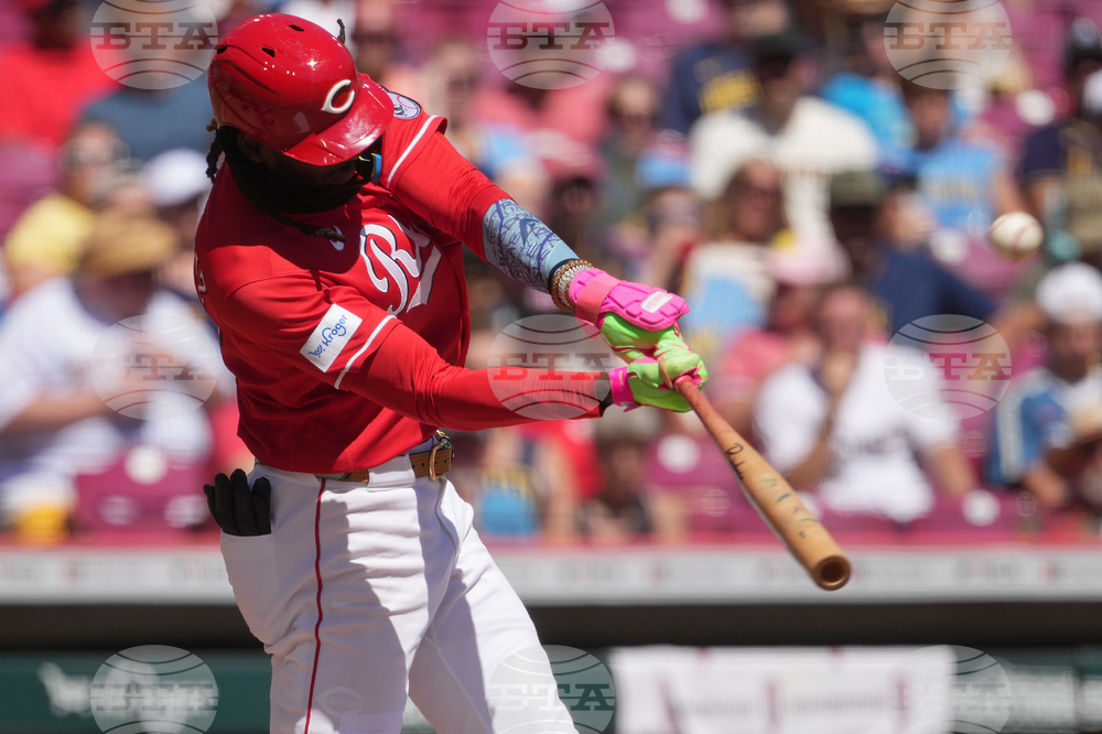 Brewers Reds Baseball