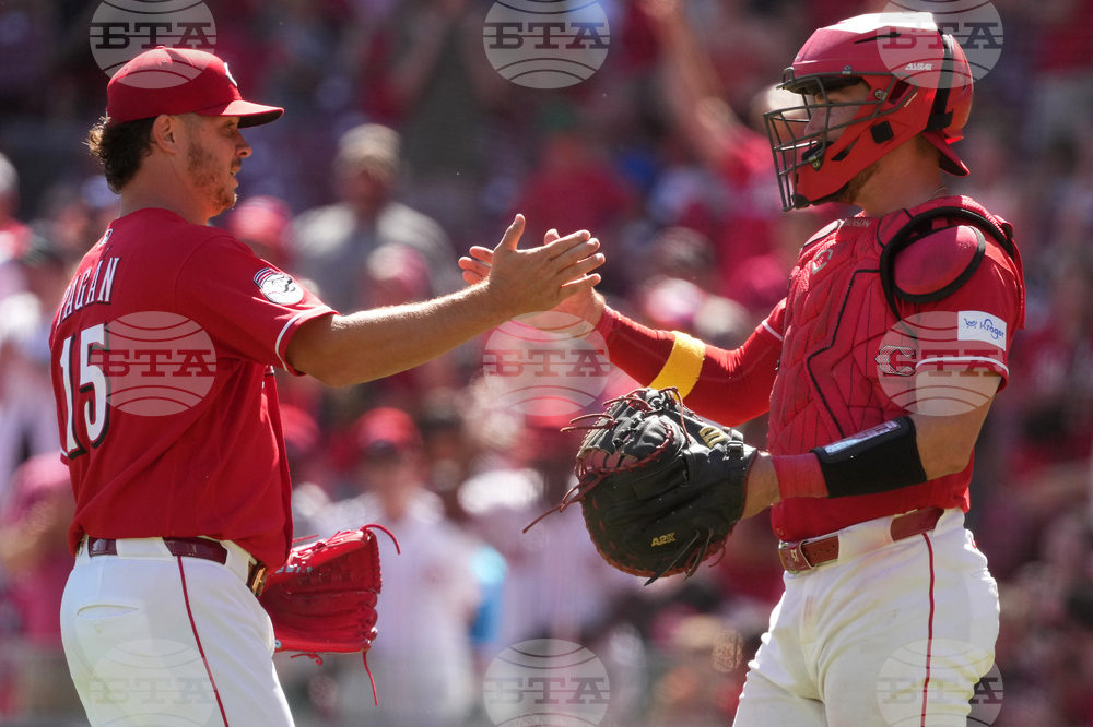 Brewers Reds Baseball