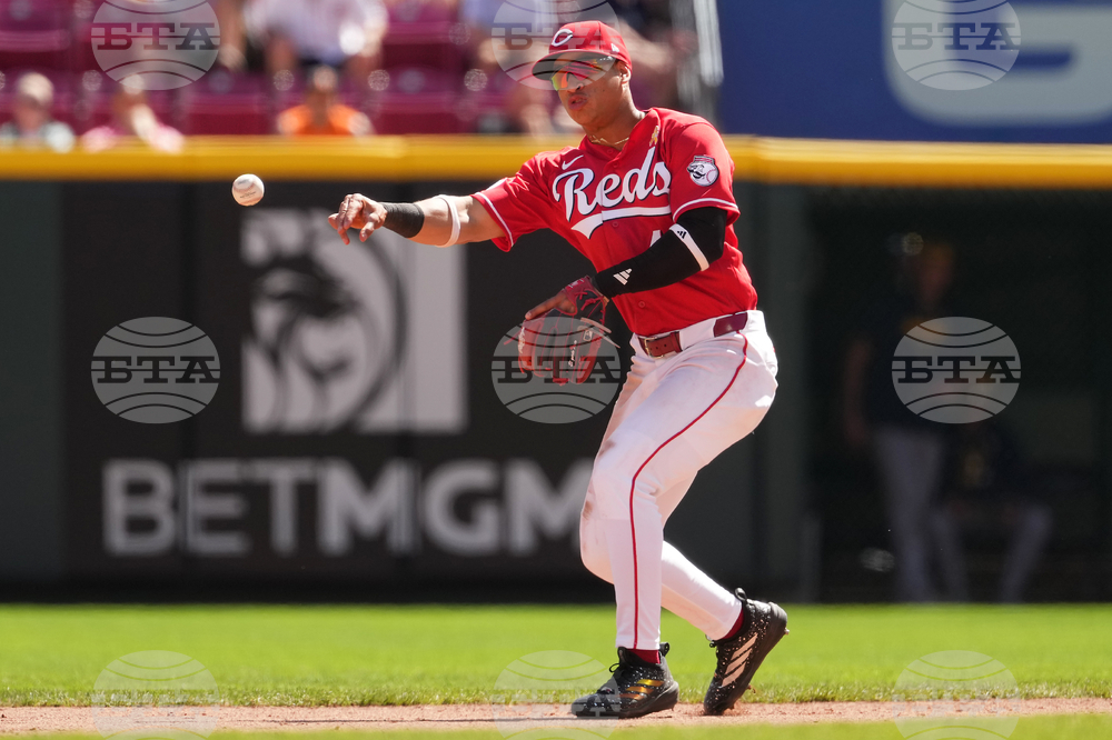 Brewers Reds Baseball