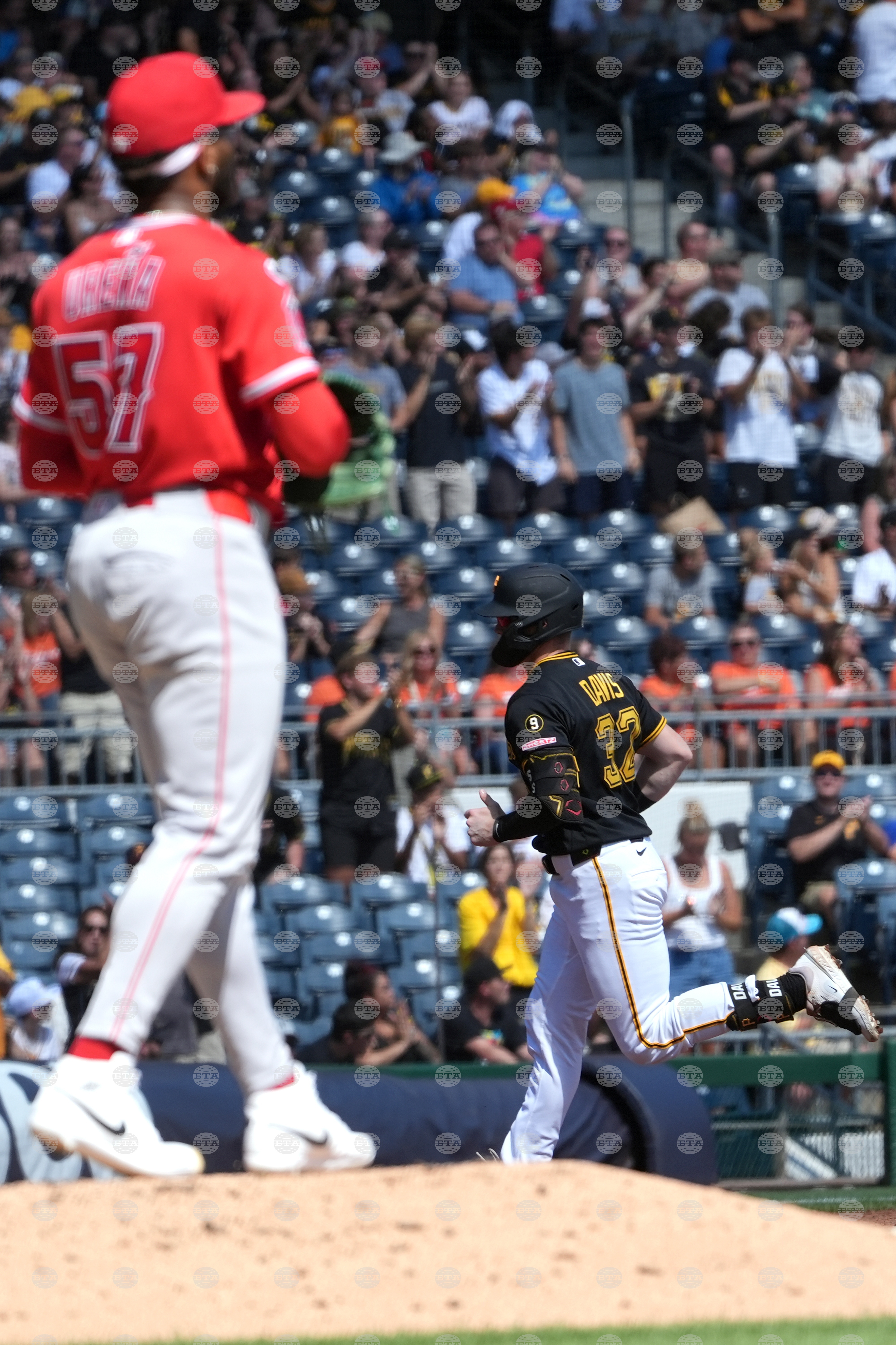 Angels Pirates Baseball