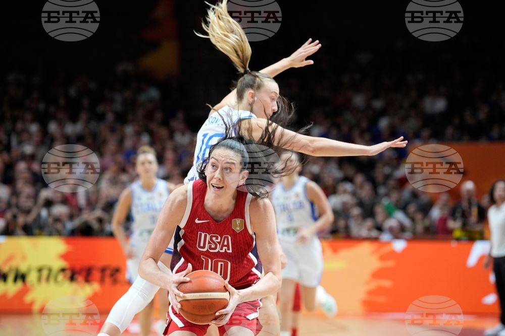 WCup United States Italy Basketball